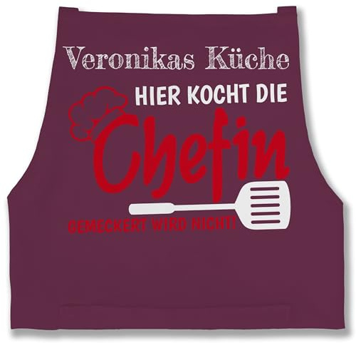 Geschenk mit Namen personalisiert by Shirtracer - Schürze - Kochschürze - Hier kocht die Chefin