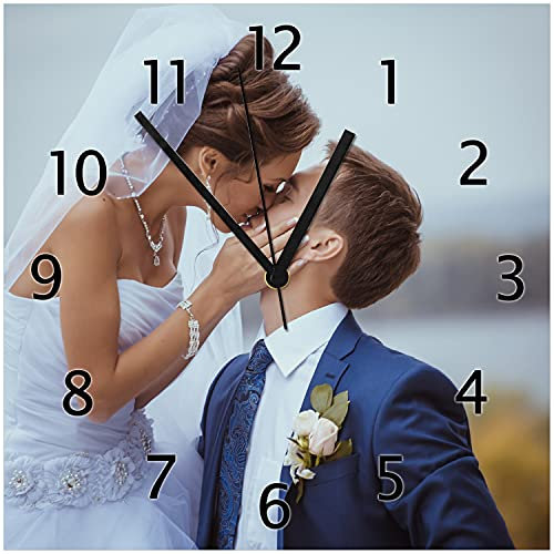 Wallario Individuelle Echtglas-Wanduhr in Premium-Qualität mit Ihrem eigenen Foto/Lieblingsmotiv - Größe: 30 x 30 cm mit schwarzem Ziffernblatt