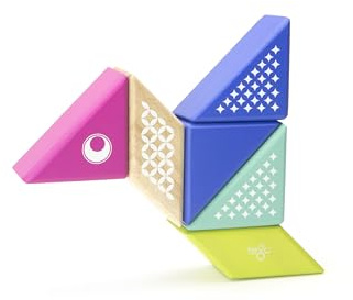TEGU 5700701 Travel Pals Kolibri, magnetische Holzbausteine, Holzspiel-Set für unterwegs, 6-teilig