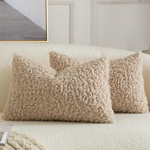 Yaertun 2er Set Kissenbezug Teddywolle Faux Pelz Dekorative Kissenbezüge Plüsch Bouclé Sofakissen Couchkissen Dekokissen Zierkissenbezug Deko Kissenhülle Schlafzimmer Wohnzimmer 30x50 cm Oatmeal