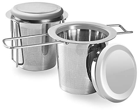 2 Stück Teesieb Edelstahl aus Rostfreiem Stahl, EIN Teefilter mit Einklappbaren Doppelgriffen und Deckel zum Einhängen an Teekannen, Tassen