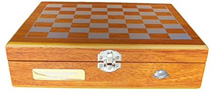 Gamekeepers Cottage gifts WW1 Soldier Helmet Chess Set & Pieces With Hip Flask and Stirrup Cups Gift 337