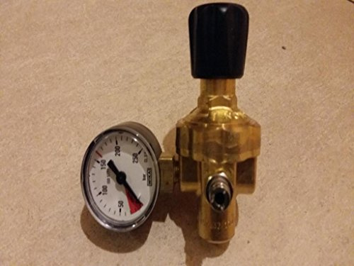 RIDUTTORE DI PRESSIONE MIGNON PER CO2 - ARGON - MIX BOMBOLE USA E GETTA Art.225100 1 MANOMETRO ATTACCO M10X1Rh