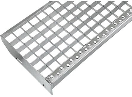 Einpress Treppenstufe EP Stufe Tritt Gitterroststufe 30x30 mm (700 x 240 mm)