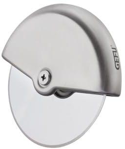 GEFU Pizzaschneider MONZA - Edelstahl Pizzaroller mit 8 cm Klinge | Scharfer Pizzateiler für Flammkuchen, ergonomischer Griff, inklusive Schutzkappe, rostfrei und spülmaschinengeeignet