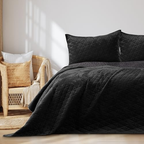 RESTILO Tagesdecke 200x220 cm Schwarz Bettüberwürf zweiseitig Laila | Steppung Velvet Samt