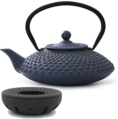 Bredemeijer Teekanne asiatisch Gusseisen Set 1.25 Liter blau Teekessel mit Henkel & Edelstahl Tee-Filter Sieb-Einsatz & gusseisernen Stövchen