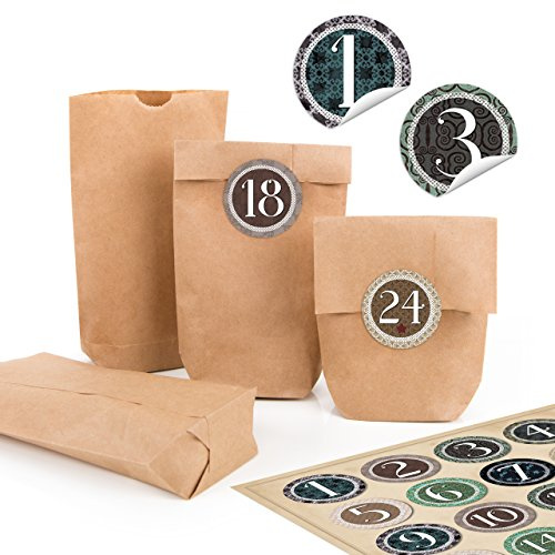 Logbuch-Verlag 24 mini Adventskalender Papiertüten zum Befüllen Kraftpapier mit Zahlen Aufkleber 1-24 kleine Papierbeutel 9 x 15 x 3,5 cm