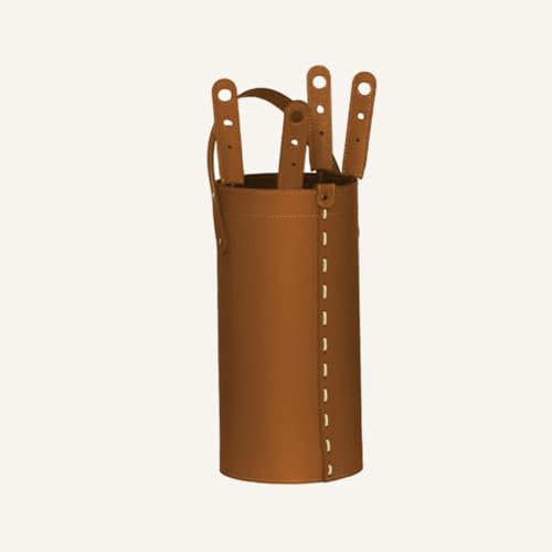 LIMAC Design CIARY Kamineisen-Set mit Ledergriff, 4-teiliges Kaminbesteck mit Ledertasche, Kaminzubehör Modern Design, Kamingarnitur aus 4 Teilen, Hergestellt in Italien. (braun)