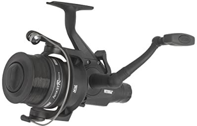 Mitchell Avocet Black Edition Karpfen- und Welsrolle – One-Touch-Klappgriff, Holzknauf – Lieferung vorbespult mit Angelschnur, 5500| 5.1:1