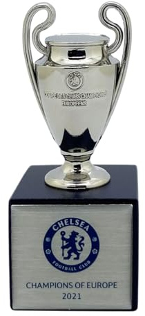 Am Ball Com Pokal Replik 45mm auf Holzsockel, UEFA Champions League Pokal Replik in 3D auf Holzsockel, Pokal 45mm, Podest 3x2,7x3cm mit vergangenem Sieger Metallplatte 2012 & 2021