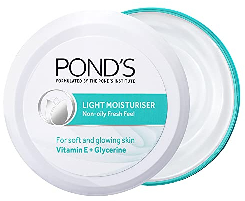 Pond's Light Moisturiser | Non-Oily Fresh Feel With Viamin E+ Glycerine | 200ml (6.76 Fl Oz)
