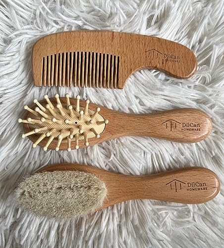 Wunderschönes Baby-Haarbürsten- und Kamm-Set von DilCan aus naturbelassenem Buchenholz und weichen Ziegenhaarborsten