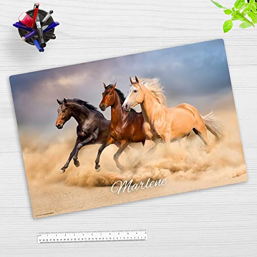 Schreibtischunterlage für Kinder - Drei Pferde - personalisiert mit Wunschname - aus premium Vinyl - 60x40 cm