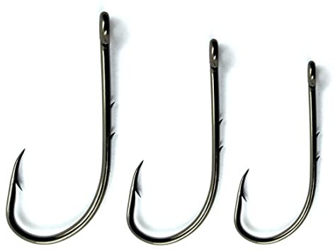 60 Stück Angelhaken Angelhaken aus Karbonstahl Haken mit Widerhaken Stachelhaken in 3 Größen mit Aufbewahrungsbox für Salzwasserfische