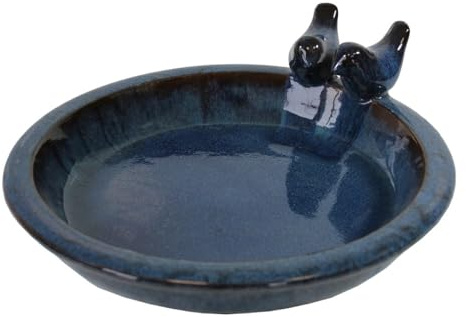 Fachhandel Plus | Vogeltränke Oasis aus glasierter Keramik, Ø 30 cm | mit Deko-Vögeln, Winterfest, Farbenfrohe Gartendeko & Wasserstelle für Vögel (Rustik-Blau)