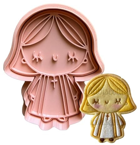 Tagliabiscotti.it - Stampo Bambina con tunica mod.3 - Comunione Cresima - Cookies Cutter - Tagliabiscotti per realizzare Biscotti e decorazioni - Dimensioni 8cm x 6,5cm x 1,2cm - colore casuale.