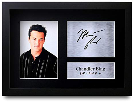 HWC Trading Chandler Bing Friends Gifts A4 Signed Printed Autograph Framed Print Photo Matthew Perry Gift Picture Display