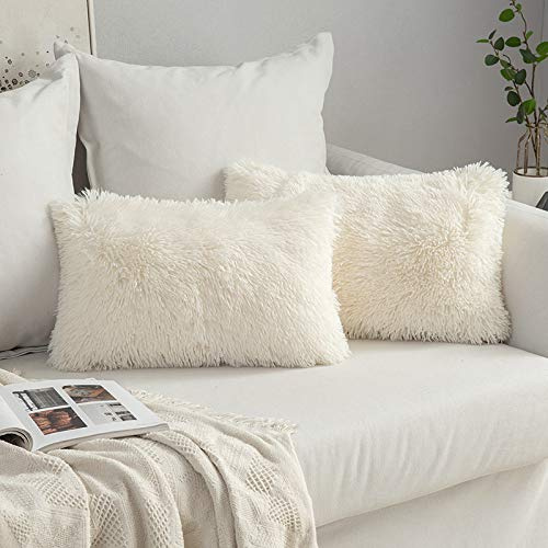 MIULEE 2er Set Kissenbezüge Künstlich Pelz Sofakissen Dekorative Dekokissen Kuschelkissen Plüschkissen Kuschelig Couchkissen Superweich Kissen Flauschig Kissenbezug für Sofa 30x50 cm Cremeweiß