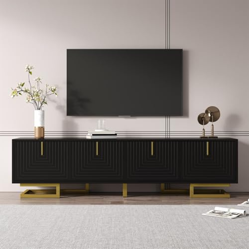 KOMHTOM 160x38x44.5cm Meuble TV Moderne avec 4 Portes, Meuble de Salon avec Poignée en Métal Doré et Pieds, pour Salon et Chambre à Coucher (Noir)