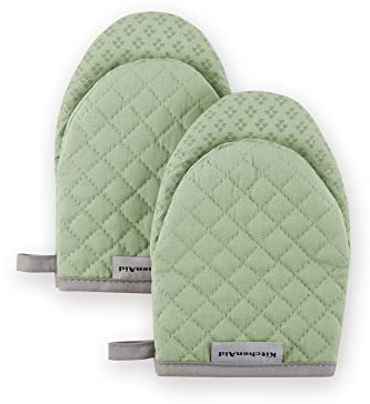 KitchenAid Asteroid Mini Oven Mitt Set, 5.5x8, Pistachio, 2 Piece