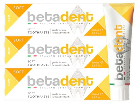 Betadent Set mit 3 weichen Zähnen für empfindliche Zähne. Bekämpft Zahnfleischentzündungen. Hygienisch und beruhigend. Mit Aloe Vera, Teebaumöl und natürlichen Inhaltsstoffen, 3 x 100 ml