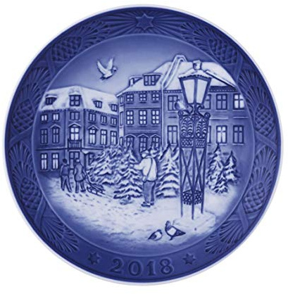 Royal Copenhagen 1024792 Xmas Plate Series Rc - Piatto natalizio 2018, in porcellana, multicolore, 18 cm