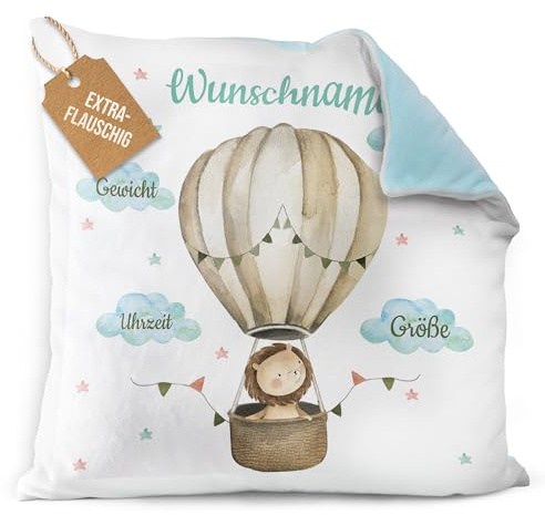 Print Royal PR Flauschiges Kissen zur Geburt - Löwe im Heißluftballon - Geschenk zur Geburt mit Name und Geburtsdaten Personalisieren | 40 x 40 cm, Rückseite Hellblau Flauschig