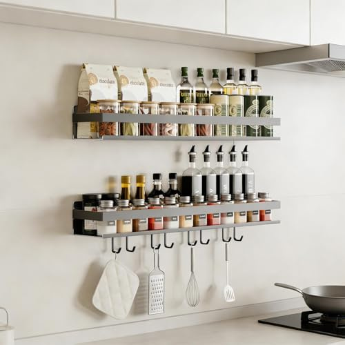 Topnewhome 2er Set Gewürzregal 60cm mit 8 Haken ohne Bohren,Grau | Platzsparendes Hängeregal für Küche und Bad.Geeignet für Gewürze,Flaschen und Zubehör,schnelle Montage ohne Bohren