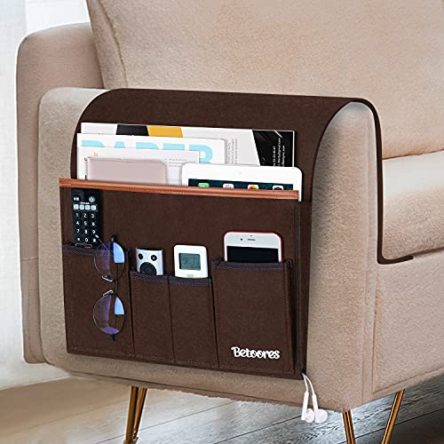 Betoores Tasca Portaoggetti Divano, Organizer da Bracciolo per divano, Antiscivolo Caddy per iPad, Tavoletta, Riviste, Cellulare, Occhiali, Matita - Marrone