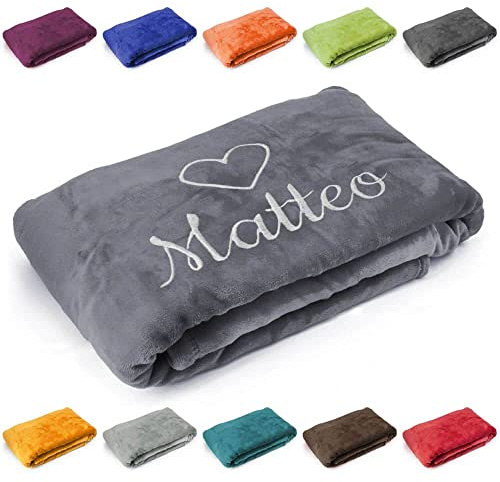 Kuscheldecke 'Herz' mit Name oder Wunschtext bestickt, Geschenk zu Valentinstag, Geburtstag, Hochzeitstag, 200cm x 150cm extra weiche und gemütliche Sofadecke/Wohndecke, hochwertiges Fleece (Mausgrau)