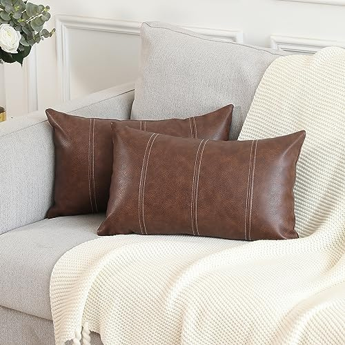Mandioo 2er Set Dunkelbraun Boho Gestreifte Kunstleder Kissenbezüge 30x50 cm Moderne Luxusdekoration für Wohnzimmer und Schlafzimmer Zierkissenbezüge passend für Couch Dekokissen Kissenhüllen