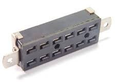 12 Position Jones Panel Socket with Angle Bracket Mount Rated to 15A at 1100V Max(1 piece)