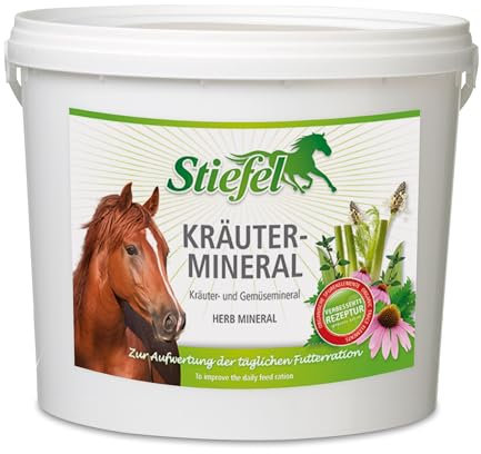 Stiefel Kräuter-Mineral für Pferde, hochwertiges Mineralfutter auf Kräuterbasis, optimal Zusammensetzung aus Kräutern, Möhrenflocken, Vitaminen & organischen Spurenelementen, 2,5kg
