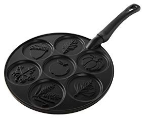 Nordic Ware Autumn Leaves Pancake Pan, Cast-Aluminium Pancake Frying Pan, Pancake Pan for 7 Pancakes, Mini Pancake Maker - Black