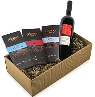 The Wine Guys Präsentkorb „GENUSSBOX“ mit Wein und Schokolade in einem Geschenkkarton | Italienischer Rotwein Montepulciano D`Abruzzo und drei französische Schokoladentafeln als Geschenkset