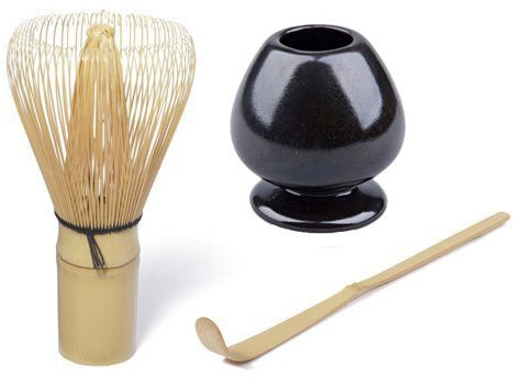 Matcha Besen Chasen - Matchabesen PLUS Matcha Bambuslöffel Chashaku PLUS Matchabesen Halter - von Quertee