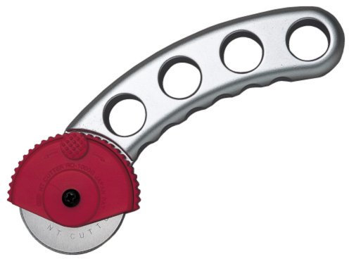 NT Cutter RO1000GPUSA 45mm Rolling Cutter with Metal Handle
