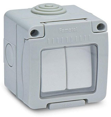 Famatel M122192 - Conmutador doble estanco 10a