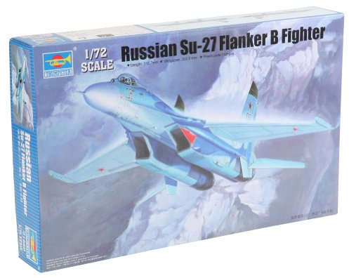 Trumpeter 01660 - Modellino Aereo Russo Su-27 Flanker B Fighter, Scala 1:72