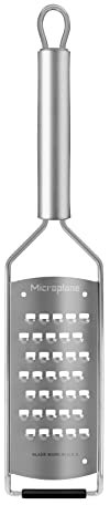 Microplane Grattugia da Cucina Lama Ultra Spessa Acciaio Inossidabile Serie Professional Ideale per Patata, Zucchina, Carota, Mela, Cavolo e Formaggio