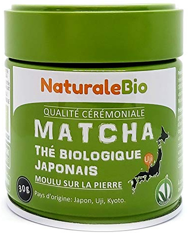 NaturaleBio Thé Vert Matcha Bio en Poudre. Grade Cérémonial, Boîtes de 30g. Produit au Japon, Uji, Kyoto. Idéal avec du lait ou pour la Cérémonie du Thé. Sans Sucres Ajoutés ni Conservateurs.