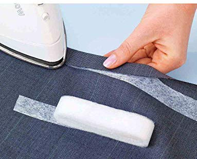 Maximex Saumband zum Anbügeln 18 mm x 10 m 1er, Waschbar bis 60°C, Kleidung kürzen ohne Nähen, einfach aufbügeln, ideal zum Flicken Kleiner Löcher und Risse