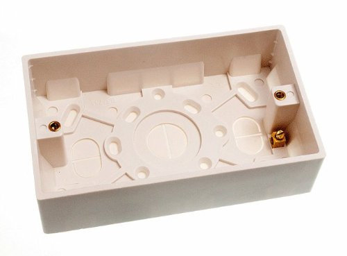 20 Von Moulded Pattress Aufputzdose Double 2 Gang 35Mm