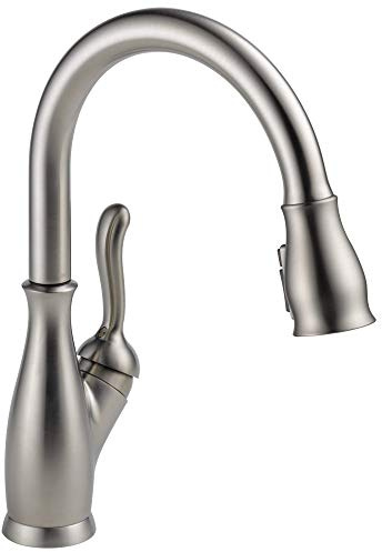 Delta Leland Brushed Nickel Kitchen Faucet with Pull Down Sprayer, Traditional Single Hole Kitchen Sink Faucet, Single Handle, SpotShield Stainless 9178-SP-DST
