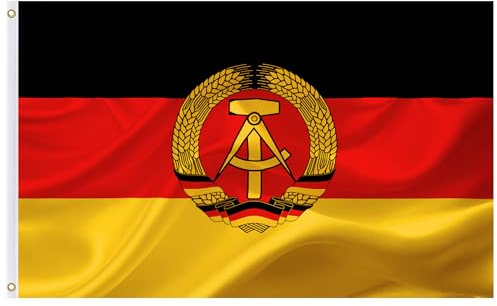 DDR Fahne 150x90 cm - Flagge Deutsche Demokratische Republik - Ostalgie | mit Hammer & Zirkel – Wetterfest & UV-beständig – Mit 2 Metallösen – Große Ostdeutschland Flagge für Mast & Wand
