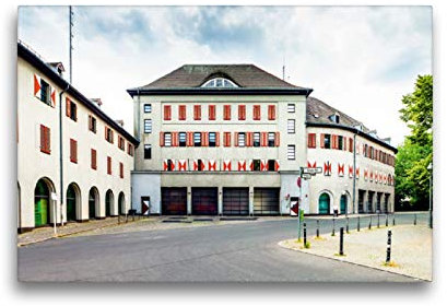 Premium Textil-Leinwand 45 x 30 cm Quer-Format Dit is och Berlin: Feuerwache (Neukölln) | Wandbild, HD-Bild auf Keilrahmen, Fertigbild auf hochwertigem Vlies, Leinwanddruck von Holger Much Photography