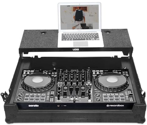UDG Ultimate Flightcase Pioneer DJ DDJ-FLX10 Plus Laptop, Schwarz | 9-mm-Sperrholzschale; Schmetterlingsverriegelungen; integriertes Laptopfach; Trolley- und Radsystem; Schauminnere