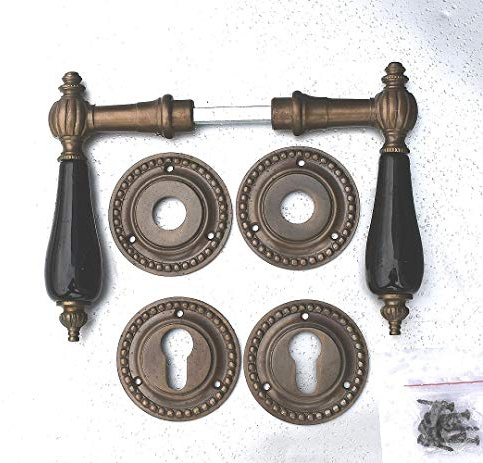 Graf von Gerlitzen Grafgriffe Volksgriffe Antik Messing Porzellan Tür Griff Griffe Türgriff Türgriffe Türbeschlag Türgriffsets Türklinken Türdrücker Türbeschläge PZ Rosetten V13