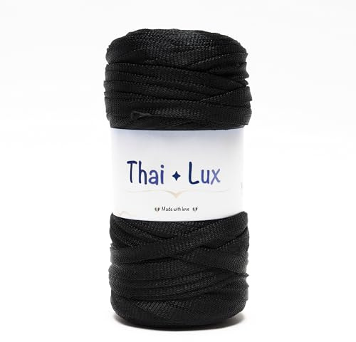 Woolove Thai Lux - Fettuccia Piatta Extrabrillante per Borse all’Uncinetto e Accessori Fai da Te - 100% Poliestere - Ideale per Uncinetto 6.00/10.00 mm - Gomitolo da 250g (120m) - Nero 40500